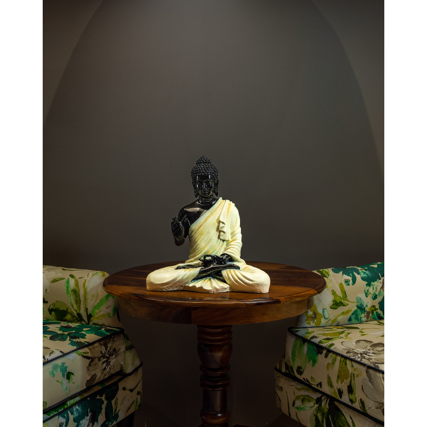 The meditating buddha- Black and white edition - madsbox