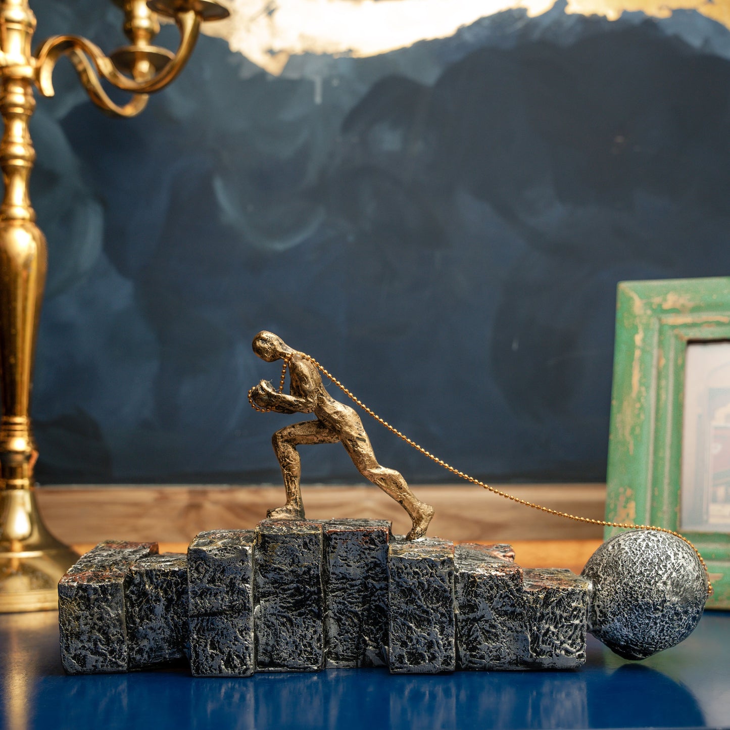 The Burden Bearer- Golden - madsbox