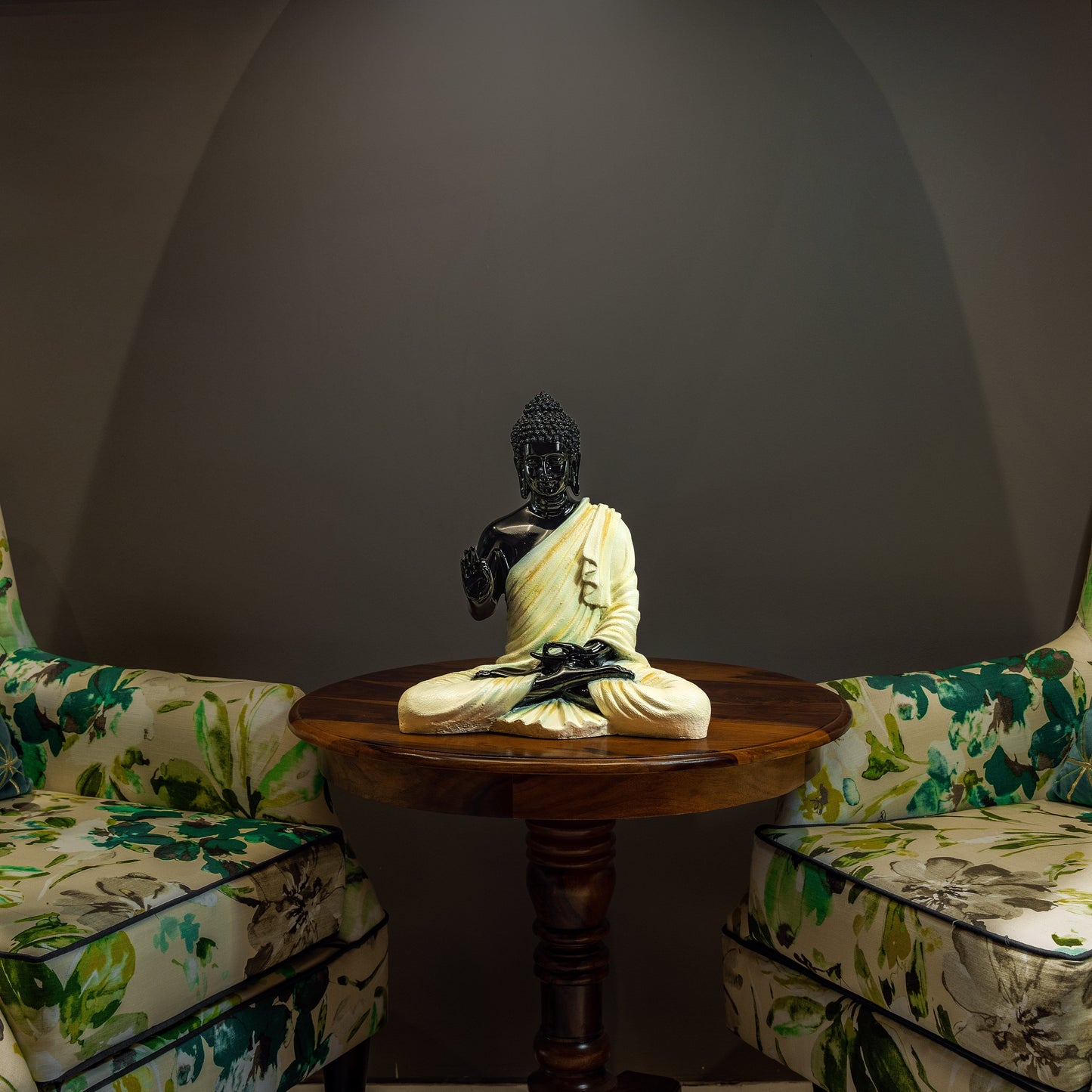 The meditating buddha- Black and white edition - madsbox