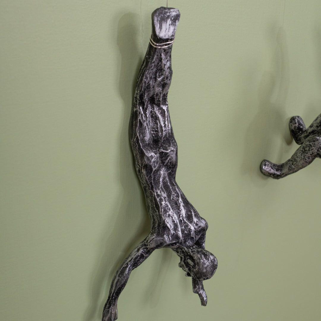 Rock Climbing Men Sculpture Wall Hanging - madsbox