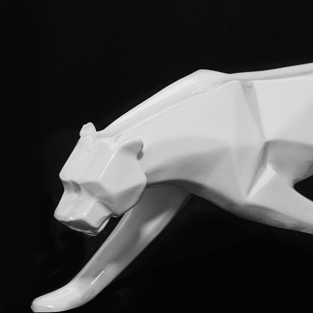 Modern Art Geometric Panther Statue - madsbox