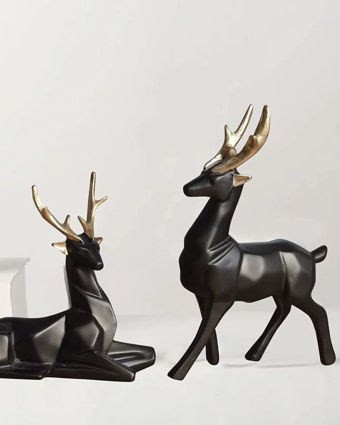 Curating Character: The Art of Mixing and Matching in Home Decor โ madsbox