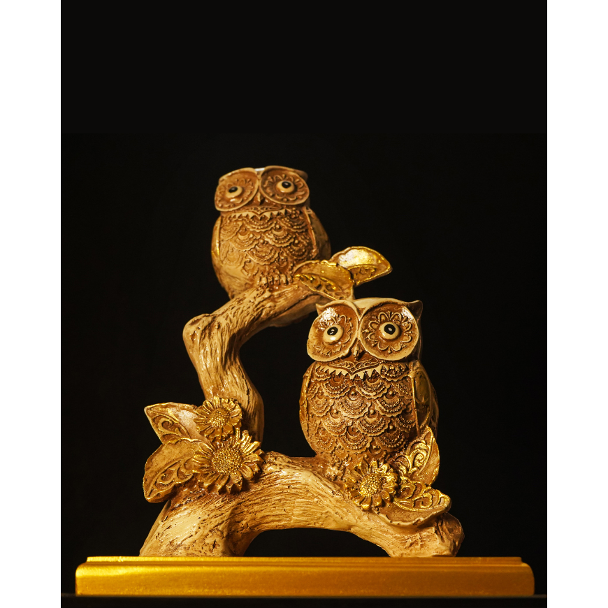 Rustic Owls Perched on a Branch(Attracts wisdom) - madsbox